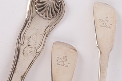 Lot 39 - A George III silver soup ladle