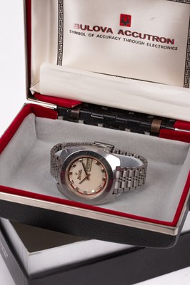 Lot 13 - A Bulova Accutron wristwatch