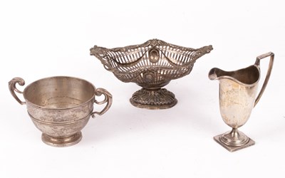 Lot 45 - A silver pedestal basket