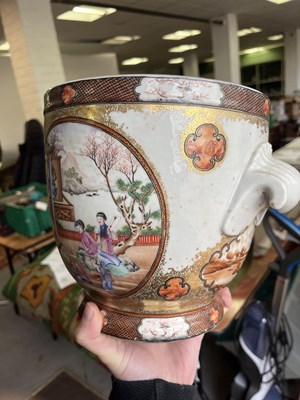 Lot 49 - A Chinese Mandarin palette wine cooler