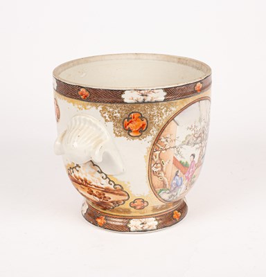 Lot 49 - A Chinese Mandarin palette wine cooler