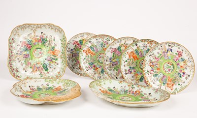 Lot 68 - A Cantonese part dessert service