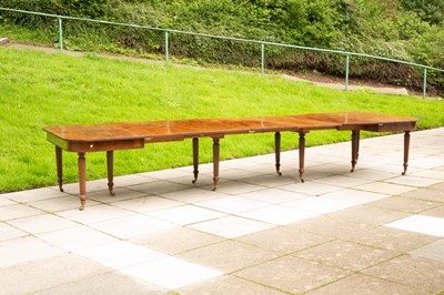 Lot 354 - A Regency mahogany extending dining table