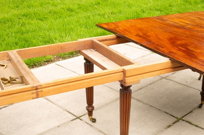 Lot 354 - A Regency mahogany extending dining table