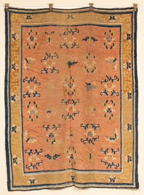 Lot 342 - A Ningxia rug