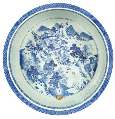 Lot 80 - A Chinese blue and white large circular basin