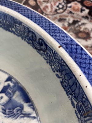 Lot 80 - A Chinese blue and white large circular basin
