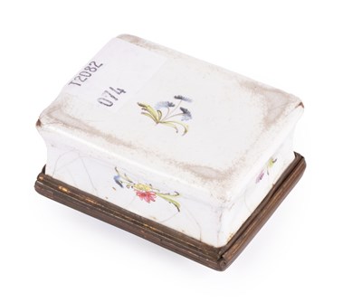 Lot 93 - A South Staffordshire enamel snuff box