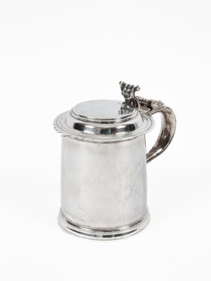 Lot 6 - A Queen Anne plain cylindrical silver tankard