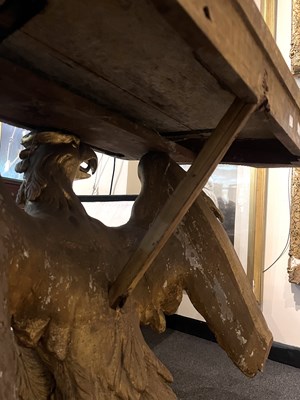 Lot 229 - A George II gilt gesso serpentine eagle console table