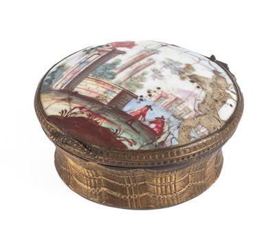 Lot 92 - A Continental enamel and gilt metal snuff box