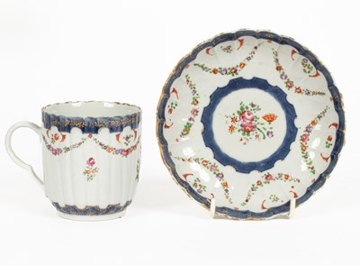 Lot 21 - A set of five Chinese famille rose teacups and six saucers