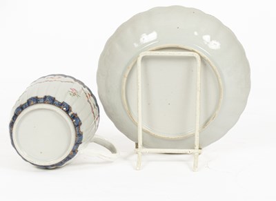 Lot 21 - A set of five Chinese famille rose teacups and six saucers