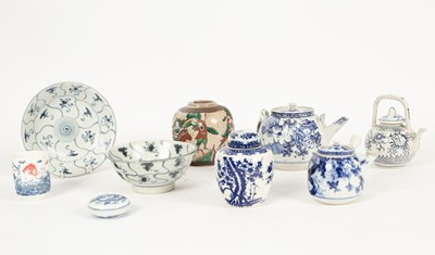 Lot 16 - A Chinese Tek Sing bowl and dish