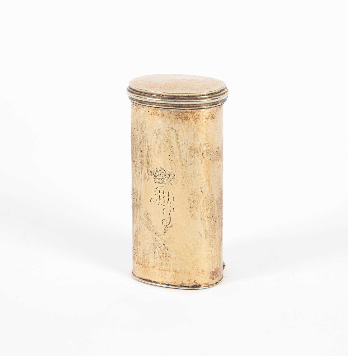 Lot 38 - A George III silver gilt nutmeg grater