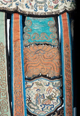 Lot 628 - A Chinese lady's formal tabard