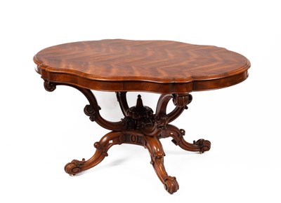 Lot 521 - A Victorian rosewood centre table