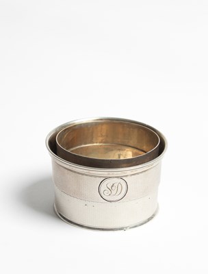 Lot 4 - A Victorian silver and silver gilt telescopic cup