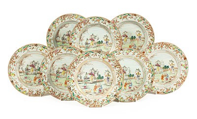 Lot 20 - A set of eight Chinese famille rose plates