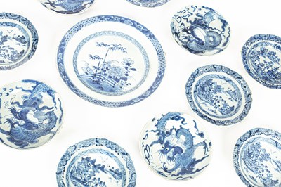 Lot 84 - A quantity of Chinese blue and white porcelain