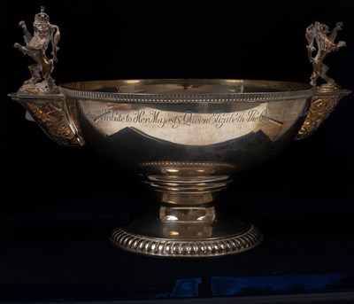 Lot 60 - Royal Interest: A commemorative silver bowl