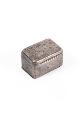 Lot 10 - A George III silver nutmeg grater