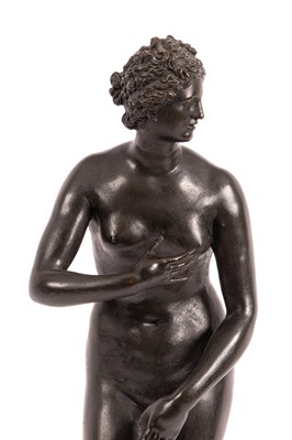 Lot 452 - A late 19th Century sculpture of Venus de Medici