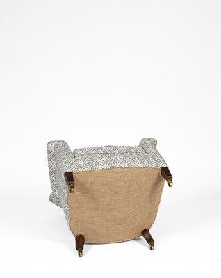 Lot 712 - A Howard & Sons tub armchair
