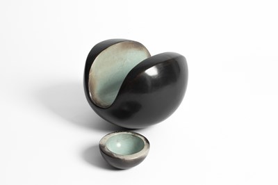 Lot Antonia Salmon (born 1959)