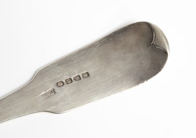 Lot 9 - A George III silver gravy spoon