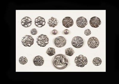Lot 214 - A group of twenty-two Art Nouveau silver buttons