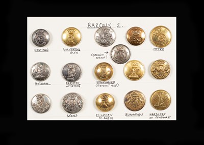 Lot 222 - A group of sixteen livery buttons
