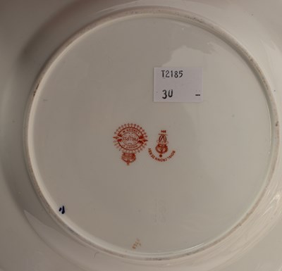 Lot 526 - A set of twenty-two Royal Crown Derby cabinet plates