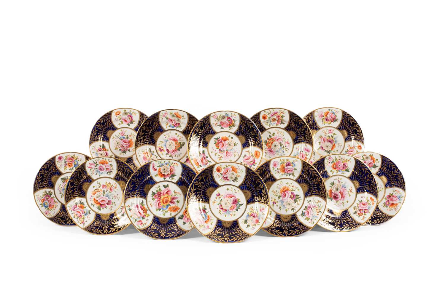 Lot 527 - A set of twelve English porcelain dessert plates