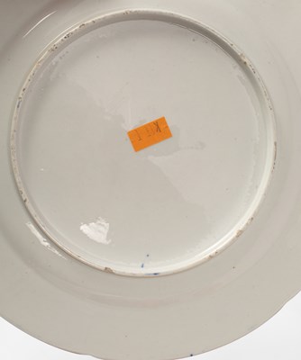 Lot 527 - A set of twelve English porcelain dessert plates