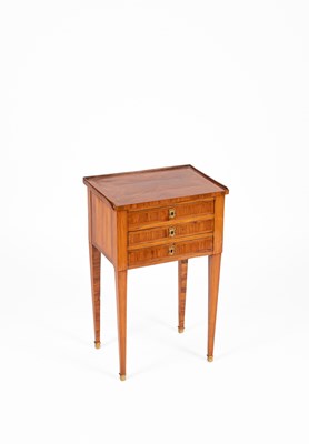 Lot 324 - A 19th Century kingwood bedside table