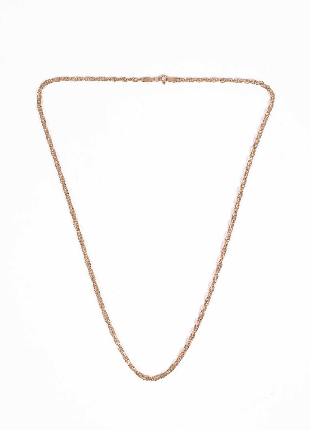 Lot 7 - A 9ct yellow gold chain necklace