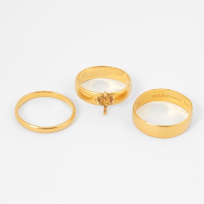 Lot 148 - Three 22ct yellow gold wedding bands