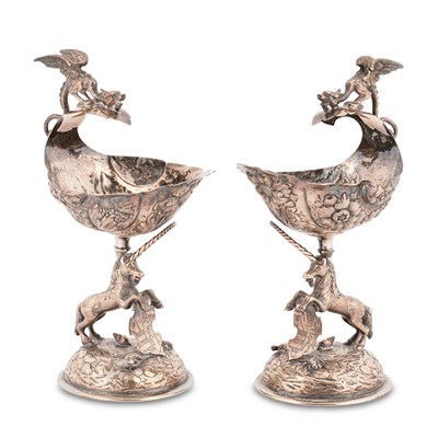 Lot 58 - A pair of Renaissance style silver pedestal dishes