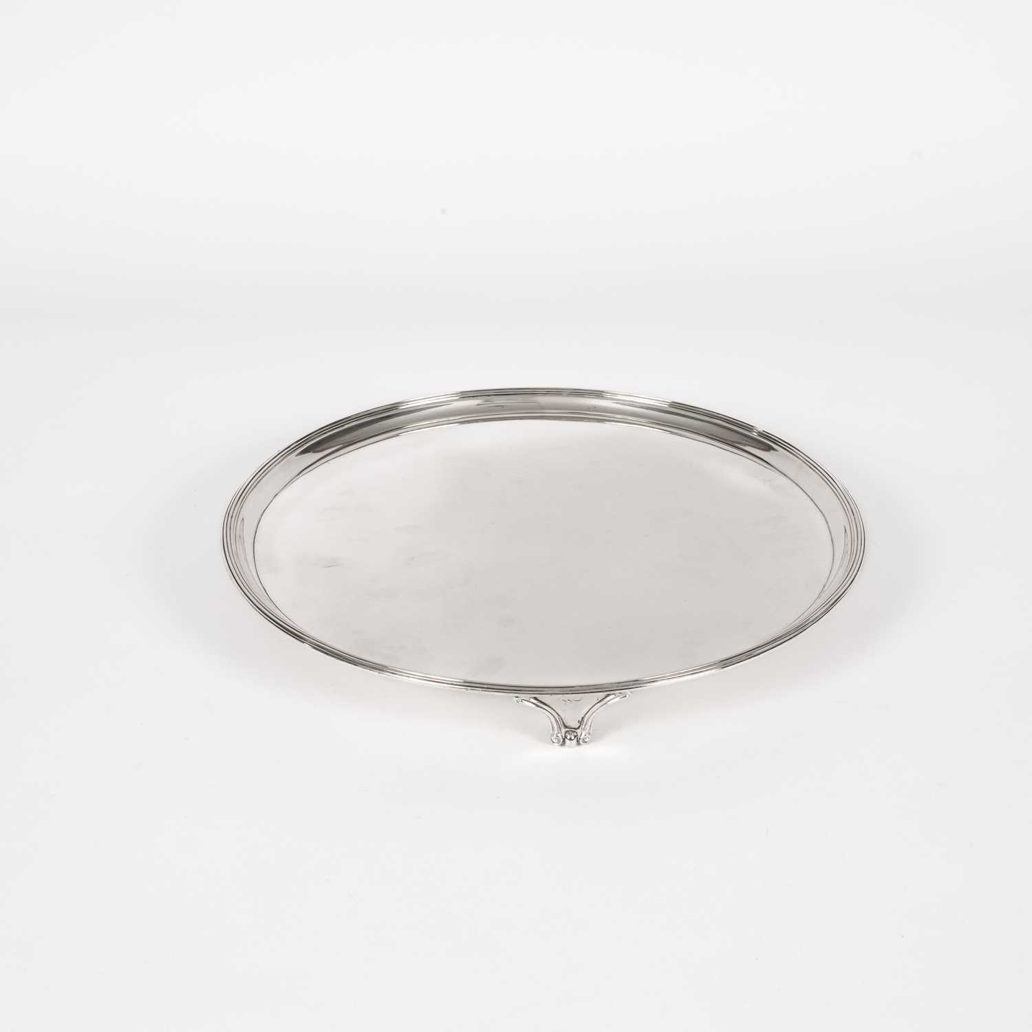 Lot 7 - A George III silver salver