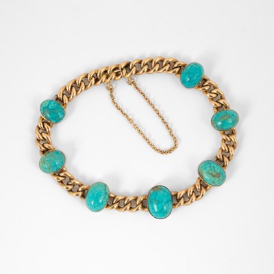 Lot 170 - An Edwardian 9ct yellow gold and turquoise curb link bracelet