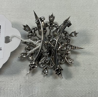 Lot 112 - A Victorian diamond starburst brooch