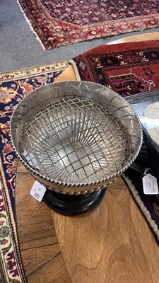 Lot 12 - A silver rose bowl