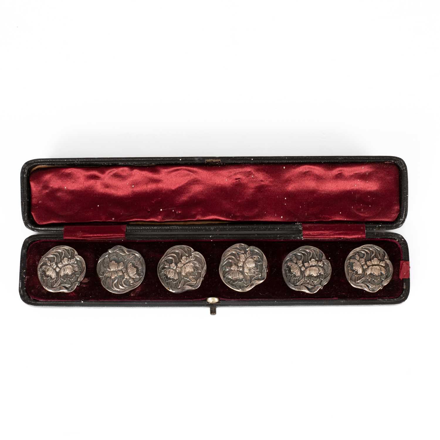 Lot 47 - A set of Art Nouveau silver buttons