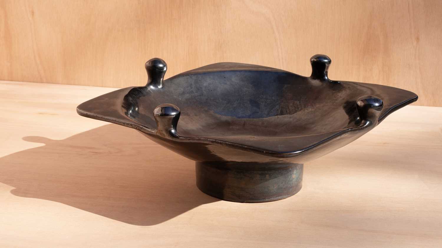 Lot 358 - Gordon Baldwin (born 1932)