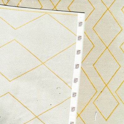 Lot 36 - The Rug Company, a modern handwoven carpet