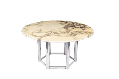 Lot 141 - A mid 20th Century circular marble-topped table