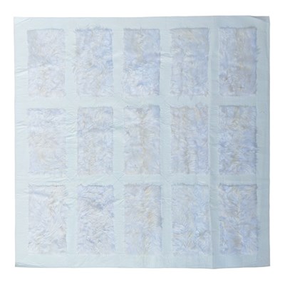 Lot 550 - A large modern carpet