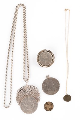 Lot 177 - A quantity of coins