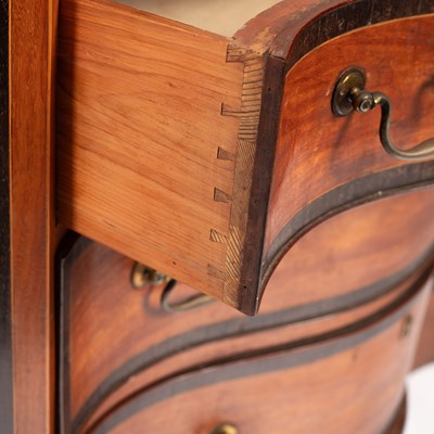 Lot 184 - A pair of Sheraton period satinwood corner commodes